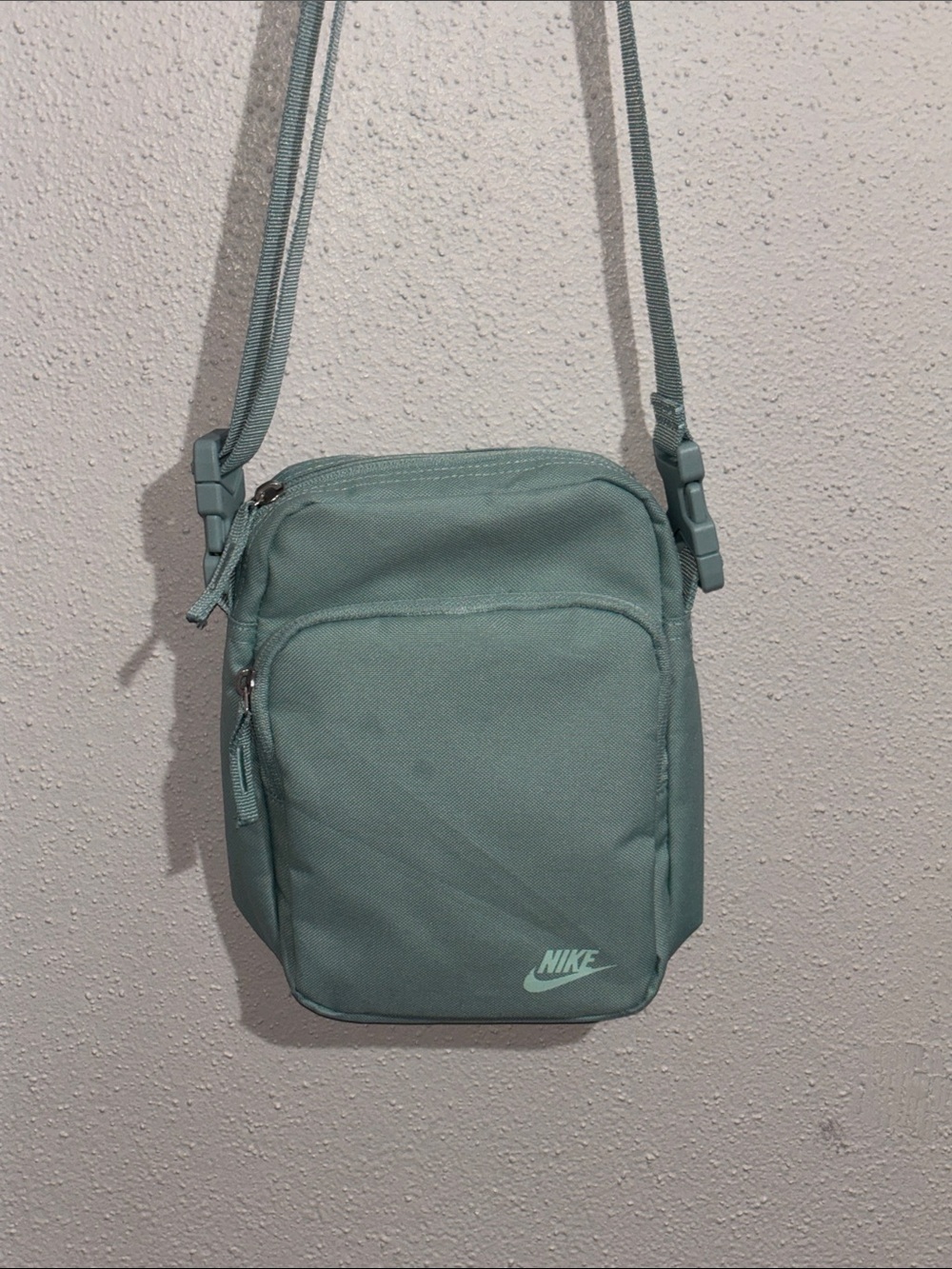 Nike Heritage Crossbody Bag (4L)